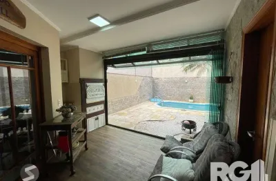 Casa com 3 quartos à venda na Rua Professor Isidoro La Porta, 129, Jardim Planalto, Porto Alegre