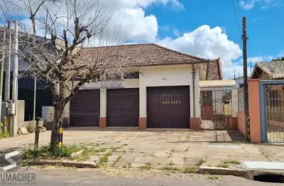 Casa com 3 quartos à venda na Rua Ângelo Dourado, 288, Anchieta, Porto Alegre