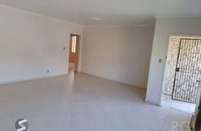 Casa com 3 quartos à venda na Rua Paulo Blaschke, 676, Jardim Itu Sabará, Porto Alegre