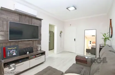 Apartamento de dois dormitórios e dois banheiros no bairro bom fim / rio branco em porto alegre!