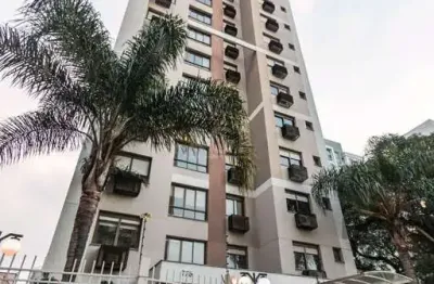Vende apartamento desocupado, andar alto, mobiliado, living de dois ambientes, no passo da areia - porto alegre