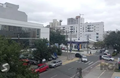 Apartamento com 3 quartos à venda na Rua Eudoro Berlink, 849, Auxiliadora, Porto Alegre