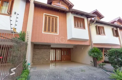 Casa para venda - 233.34m², 3 dormitórios, sendo 1 suites, 4 vagas - tristeza