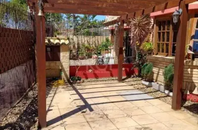 Casa para venda - 156m², 3 dormitórios, sendo 1 suites, 2 vagas - guarujá