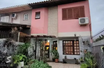 Casa para venda - 116.48m², 3 dormitórios, sendo 1 suites, 2 vagas - guarujá