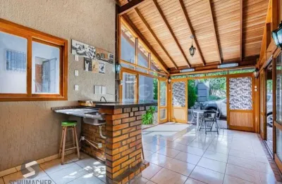 Casa para venda - 255m², 3 dormitórios, sendo 1 suites, 3 vagas - ipanema