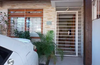 Casa para venda - 131.92m², 2 dormitórios, sendo 2 suites, guarujá