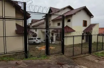 Casa para venda com 3 dormitórios, sendo 1 suites e 2 vagas no bairro tristeza