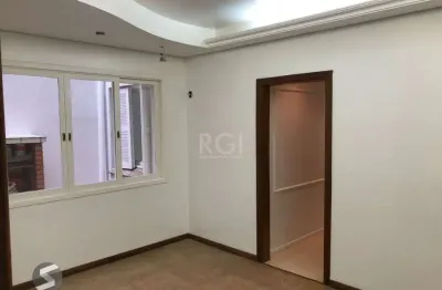 Apartamento com 3 quartos à venda na Avenida Taquara, 554, Petrópolis, Porto Alegre