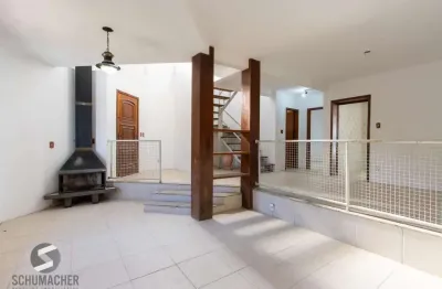 Casa para venda - 253.35m², 3 dormitórios, sendo 1 suites, 4 vagas - serraria