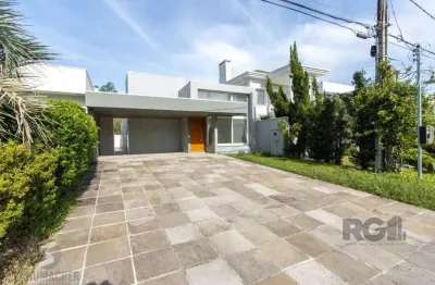 Casa em condomínio fechado com 3 quartos à venda na Avenida Juca Batista, 8090, Chapéu do Sol, Porto Alegre