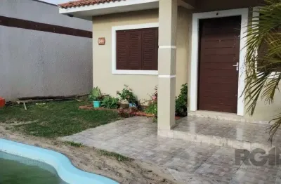 Casa com 3 quartos à venda na Rua Bolivar, 605, Zona Norte, Capão da Canoa