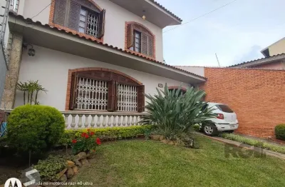Casa com 4 quartos à venda na Rua Esteio, 278, Cavalhada, Porto Alegre