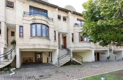 Casa em condomínio fechado com 3 quartos à venda na Rua Curupaiti, 345, Cristal, Porto Alegre