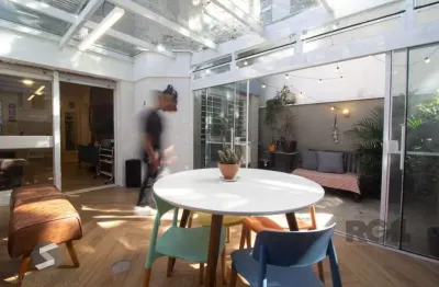 Apartamento com 2 quartos à venda na Avenida Coronel Lucas de Oliveira, 520, Petrópolis, Porto Alegre