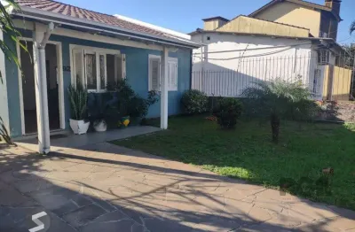 Casa com 250m², 2 quartos, 1 suite, edícula, no bairro nonoai