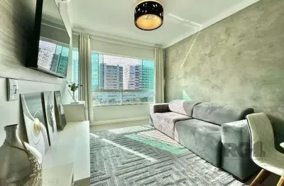 Apartamento à venda oferece uma localização privilegiada
