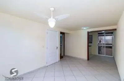 Casa em condomínio com 3 dormitórios, suíte, espaço gourmet.