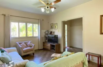 Casa com 4 dormitórios, no bairro nossa senhora das graças em canoas/rs