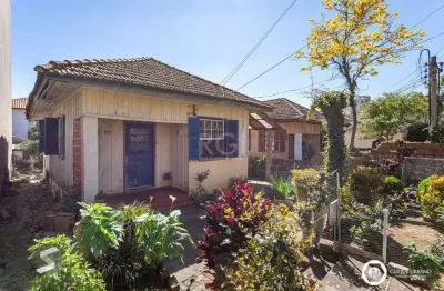 Casa com 2 quartos à venda na Rua Liberal, 706, Tristeza, Porto Alegre