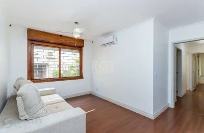 Apartamento no bairro mont serrat de 3 dormitórios e vaga desocupado