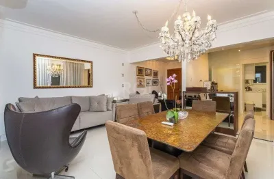 Apartamento no centro - 2 dormitórios - reformado e mobiliado