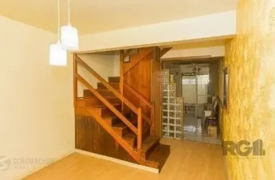 Casa em condomínio fechado com 3 quartos à venda na Avenida José Aloísio Filho, 858, Humaitá, Porto Alegre