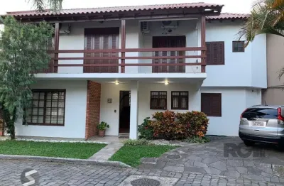 Casa 03 dormitórios condomínio fechado bairro jardim isabel