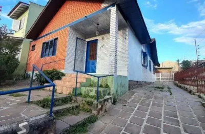 Casa para venda - 184m², 4 dormitórios, sendo 1 suites, 5 vagas - cavalhada