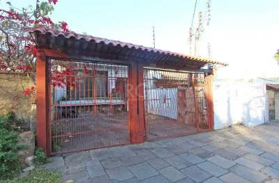 Casa para venda - 160m², 4 dormitórios, sendo 1 suites, 3 vagas - medianeira
