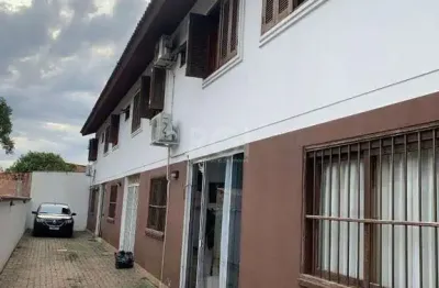 Casa com 3 quartos à venda na Rua Professor Joaquim Felizardo, 145, Espírito Santo, Porto Alegre