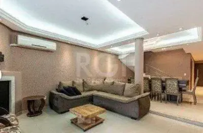 Casa para venda - 225.43m², 3 dormitórios, sendo 1 suites, 2 vagas - guarujá
