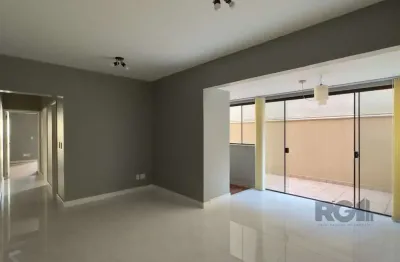 Apartamento garden, 2 dormitórios e 1 vaga de garagem com ótima localização no moinhos