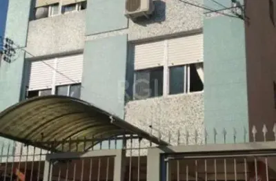 Apartamento de 2 dormitórios no bairro passo d´areia