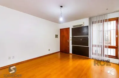 Apartamento com 2 dormitórios e 1 vaga de garagem escriturada bairro rio branco