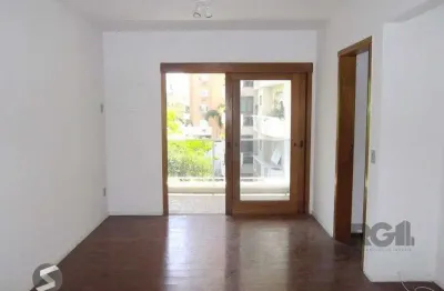 Apartamento 2 dormitórios, 1 suíte, 1 vaga - 90m² de área privativa no bairro mont serrat