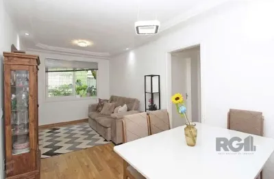 Apartamento 2 dormitórios, vaga de garagem, no bairro camaquã, porto alegre/rs.