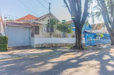 Casa com 3 quartos à venda na Rua Júlio Lopes dos Santos Sobrinho, 164, Santa Tereza, Porto Alegre