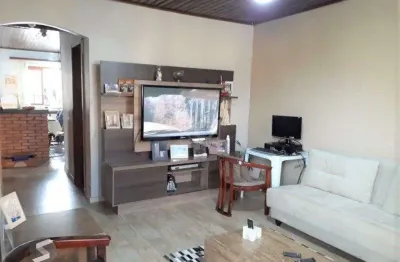 Casa com 2 quartos à venda na Rua Upamaroti, 545, Cristal, Porto Alegre