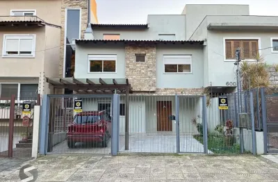 Casa para venda - 270m², 3 dormitórios, sendo 1 suites, 2 vagas - guarujá