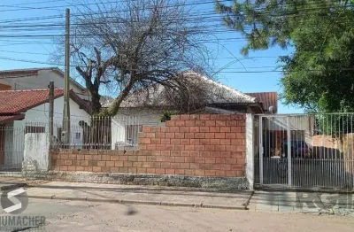 Casa 3 dormitórios, vagas de garagem, bairro vila cachoeirinha
