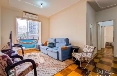 Apartamento 3 dormitórios reformado com renda de airbnb na lima e silva