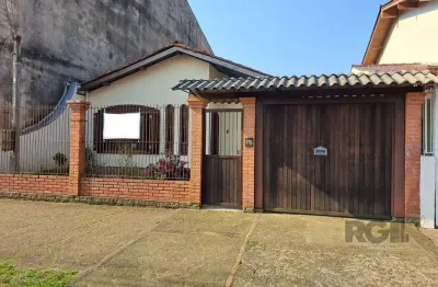 Casa 3 dormitórios, 1 suíte, vagas de garagem, bairro vila marcia