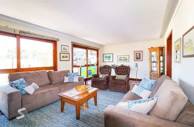 Apartamento para Venda - 172.8m², 3 dormitórios, sendo 1 suites, 1 vaga - Menino Deus