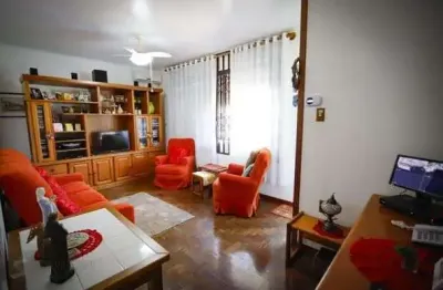 Casa 3 dorms 2 vagas chácara das pedras em porto alegre-rs