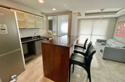 Apartamento para comprar no karpathos com 2 dormitórios transformado em 1 suite com closet