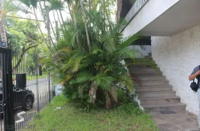 Casa com 3 quartos à venda na Avenida Professor Paula Soares, 670, Jardim Itu Sabará, Porto Alegre