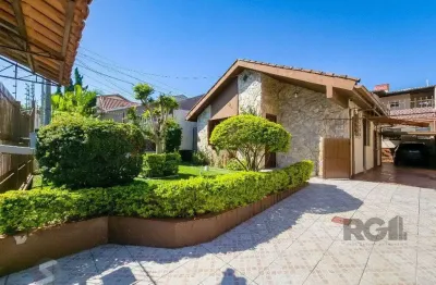 Casa com 4 quartos à venda na Rua Doutor Mário Totta, 2976, Tristeza, Porto Alegre