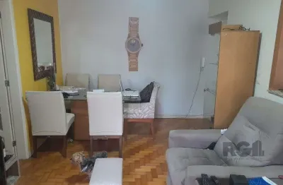 Apartamento com 3 quartos à venda na Rua Líbero Badaró, 517, Passo da Areia, Porto Alegre