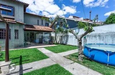Casa com 4 quartos à venda na Rua Jayme Saul de Borba, 108, Espírito Santo, Porto Alegre